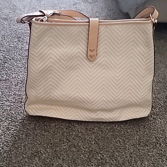 Stella & Dot Handbags - Stella & dot retired bag